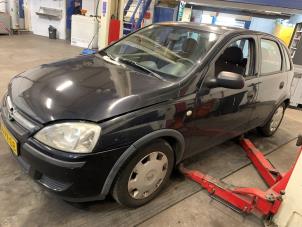 Used Front wing, left Opel Corsa C (F08/68) 1.2 16V Twin Port Price € 50,00 Margin scheme offered by Autodemontagebedrijf R. Poeste B.V.