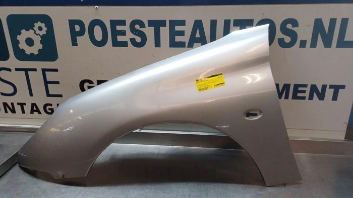 pince de mécanicien KNIPEX bec long coudé demi rond - 200 mm