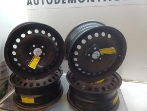 Used Set of wheels Ford Focus C-Max 1.6 16V Price € 75,00 Margin scheme offered by Autodemontagebedrijf R. Poeste B.V.