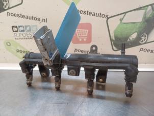 Used Fuel injector nozzle Peugeot 206 (2A/C/H/J/S) 1.1 XN,XR Price € 30,00 Margin scheme offered by Autodemontagebedrijf R. Poeste B.V.
