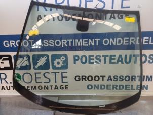 Used Frontscreen Peugeot 207/207+ (WA/WC/WM) 1.6 HDi 16V Price € 110,00 Margin scheme offered by Autodemontagebedrijf R. Poeste B.V.