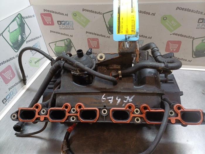 Używane Kolektor dolotowy BMW 3 serie (E46/2) 320 Ci 24V Cena € 50,00 Procedura marży oferowane przez Autodemontagebedrijf R. Poeste B.V.