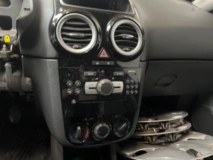 Usados Panel de control de calefacción Opel Corsa D 1.7 CDTi 16V Ecotec Precio € 30,00 Norma de margen ofrecido por Autodemontagebedrijf R. Poeste B.V.