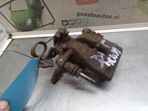Used Rear brake calliper, left Ford S-Max (GBW) 2.0 TDCi 16V 140 Price € 20,00 Margin scheme offered by Autodemontagebedrijf R. Poeste B.V.