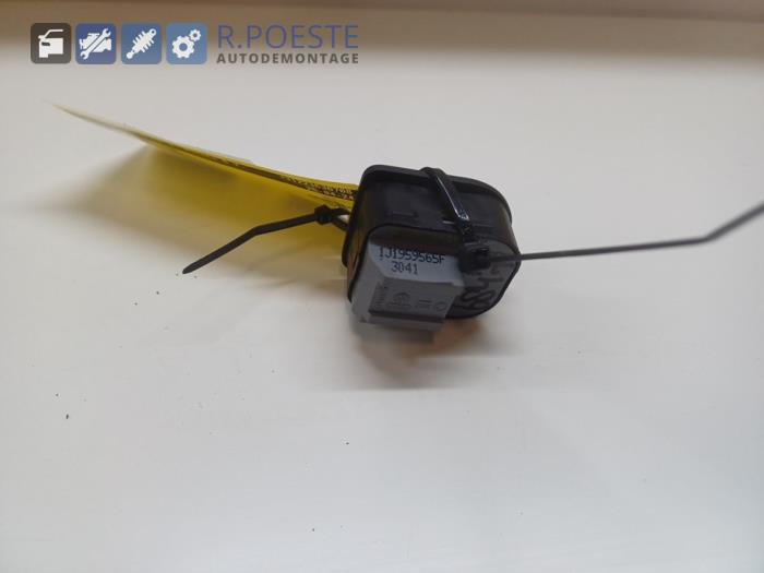 Wing mirror switch
