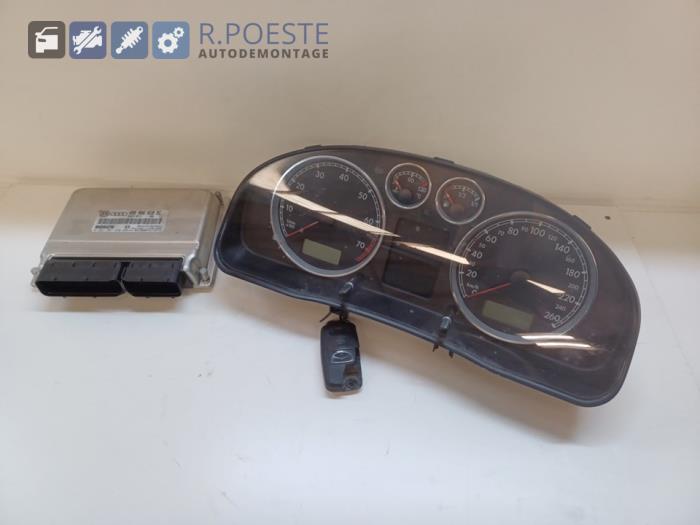 Used Engine management computer Volkswagen Passat Variant (3B6) 1.8 Turbo 20V Price € 200,00 Margin scheme offered by Autodemontagebedrijf R. Poeste B.V.