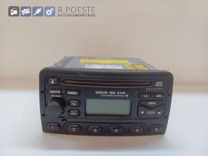 Używane Radioodtwarzacz CD Ford Fiesta 4 1.3i Cena € 40,00 Procedura marży oferowane przez Autodemontagebedrijf R. Poeste B.V.