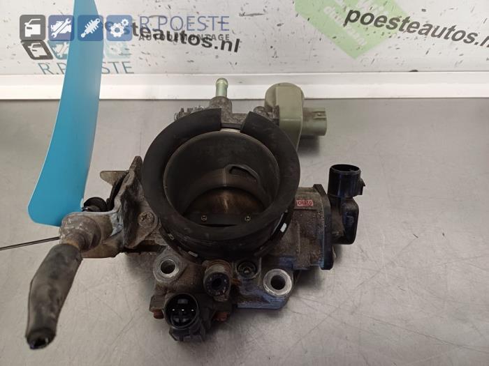 Usagé Boîtier accélérateur Honda Civic (EJ/EK) 1.4iS 16V Prix € 40,00 Règlement à la marge proposé par Autodemontagebedrijf R. Poeste B.V.