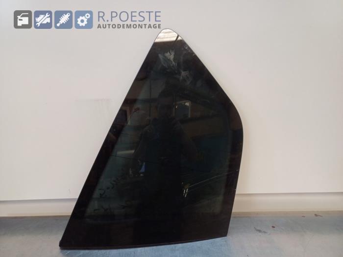 Usados Ventanilla triangular izquierda detrás Ford S-Max (GBW) 2.0 TDCi 16V 140 Precio € 50,00 Norma de margen ofrecido por Autodemontagebedrijf R. Poeste B.V.