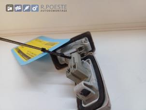 Używane Oswietlenie tablicy rejestracyjnej Toyota Starlet (EP9) 1.3,XLi,GLi 16V Cena € 12,00 Procedura marży oferowane przez Autodemontagebedrijf R. Poeste B.V.