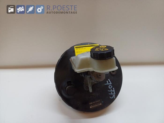 Usados Servofreno Volvo V50 (MW) 1.6 D 16V Precio € 40,00 Norma de margen ofrecido por Autodemontagebedrijf R. Poeste B.V.
