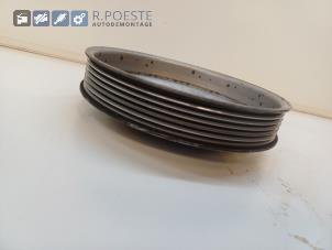 Usagé Poulie pompe à eau Audi A6 (C6) 3.2 V6 24V FSI Quattro Prix € 20,00 Règlement à la marge proposé par Autodemontagebedrijf R. Poeste B.V.