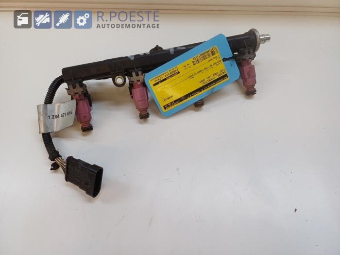 Usagé Système d'injection Fiat Idea (350AX) 1.4 16V Prix € 30,00 Règlement à la marge proposé par Autodemontagebedrijf R. Poeste B.V.