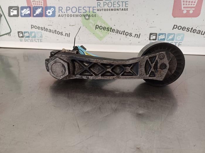Usados Tensor correa múltiple Peugeot 207/207+ (WA/WC/WM) 1.6 16V GT THP Precio € 20,00 Norma de margen ofrecido por Autodemontagebedrijf R. Poeste B.V.