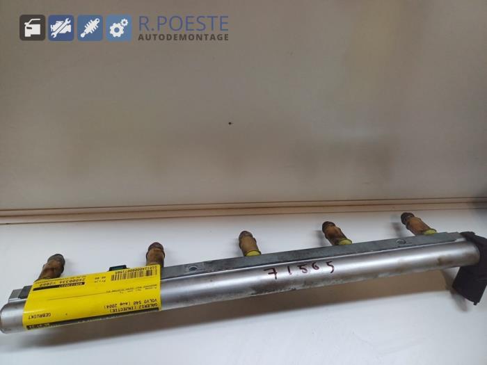 Gebrauchte Einspritzdüse (Einspritzer) Volvo S40 (MS) 2.4 20V Preis € 40,00 Margenregelung angeboten von Autodemontagebedrijf R. Poeste B.V.