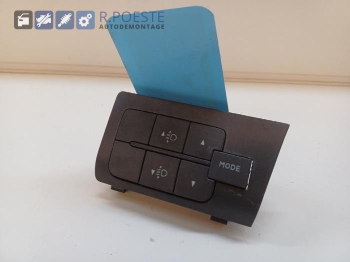Gebrauchte Licht Schalter Citroen Jumper (U9) 3.0 HDi 145 Euro 5 Preis € 25,00 Margenregelung angeboten von Autodemontagebedrijf R. Poeste B.V.