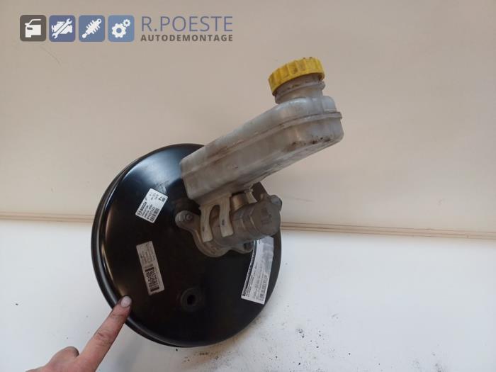 Usagé Servo frein Citroen Jumper (U9) 3.0 HDi 145 Euro 5 Prix € 75,00 Règlement à la marge proposé par Autodemontagebedrijf R. Poeste B.V.