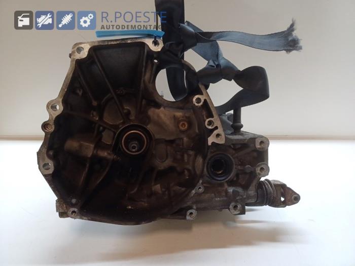 Usagé Boîte de vitesse Honda Logo (GA33) 1.3 Prix € 150,00 Règlement à la marge proposé par Autodemontagebedrijf R. Poeste B.V.
