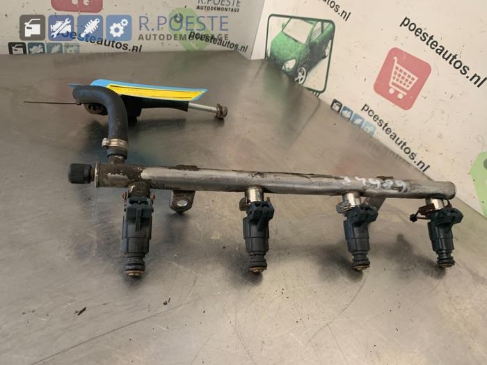 Usagé Système d'injection Mercedes A (W168) 1.6 A-160 Prix € 20,00 Règlement à la marge proposé par Autodemontagebedrijf R. Poeste B.V.