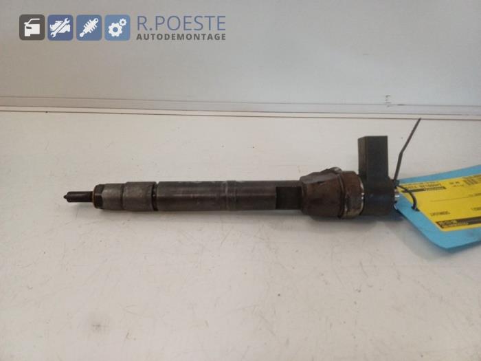 Usagé Injecteurs Mercedes ML I (163) 400 4.0 CDI V8 32V Prix € 90,00 Règlement à la marge proposé par Autodemontagebedrijf R. Poeste B.V.