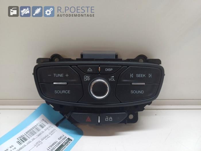 Używane Panel obslugi radia Ford Transit Connect (PJ2) 1.5 TDCi ECOnetic Cena € 50,00 Procedura marży oferowane przez Autodemontagebedrijf R. Poeste B.V.
