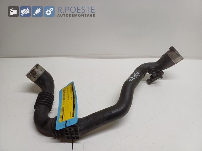 Gebrauchte Intercooler Rohr Renault Clio III (BR/CR) 1.5 dCi FAP Preis € 25,00 Margenregelung angeboten von Autodemontagebedrijf R. Poeste B.V.