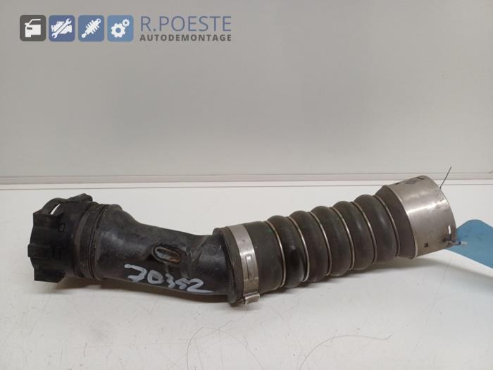 Gebrauchte Intercooler Schlauch Renault Clio III (BR/CR) 1.5 dCi FAP Preis € 22,00 Margenregelung angeboten von Autodemontagebedrijf R. Poeste B.V.
