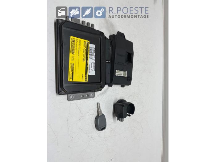 Used Engine management computer Renault Twingo (C06) 1.2 Price € 95,00 Margin scheme offered by Autodemontagebedrijf R. Poeste B.V.