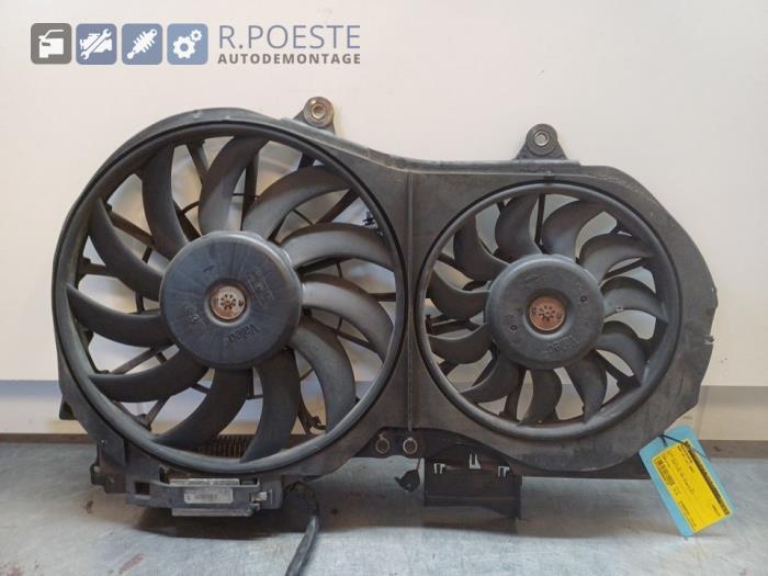 Gebrauchte Kühlerventilator Audi A4 Avant (B6) 2.0 20V Preis € 30,00 Margenregelung angeboten von Autodemontagebedrijf R. Poeste B.V.