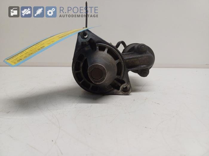 Used Starter Suzuki Alto (SH410) 1.0 16V Price € 20,00 Margin scheme offered by Autodemontagebedrijf R. Poeste B.V.