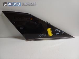 Usados Ventanilla adicional de 4 puertas izquierda detrás Peugeot 3008 II (M4/MC/MJ/MR) 1.6 e-THP 165 16V Precio € 75,00 Norma de margen ofrecido por Autodemontagebedrijf R. Poeste B.V.