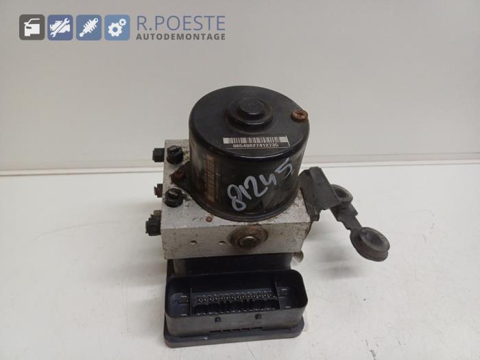 Usagé Bloc ABS Seat Toledo (1M2) 1.8 20V Prix € 40,00 Règlement à la marge proposé par Autodemontagebedrijf R. Poeste B.V.