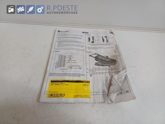Używane Instrukcja Opel Ampera 1.4 16V Cena € 15,00 Procedura marży oferowane przez Autodemontagebedrijf R. Poeste B.V.