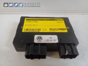 Gebrauchte Komfort-Modul Volkswagen New Beetle (9C1/9G1) 2.0 Preis € 20,00 Margenregelung angeboten von Autodemontagebedrijf R. Poeste B.V.