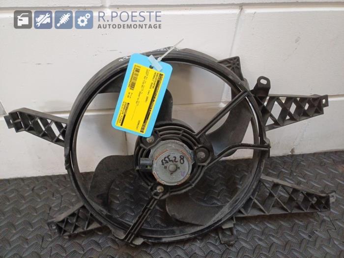 Gebrauchte Kühlerventilator Renault Modus/Grand Modus (JP) 1.2 16V Preis € 20,00 Margenregelung angeboten von Autodemontagebedrijf R. Poeste B.V.