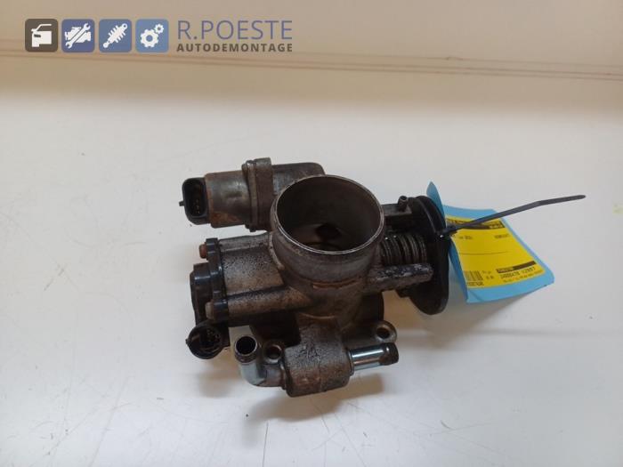 Usagé Boitier papillon Chevrolet Spark (M300) 1.0 16V Prix € 42,00 Règlement à la marge proposé par Autodemontagebedrijf R. Poeste B.V.