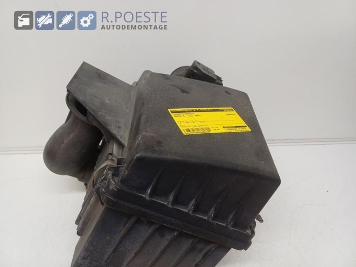 Begagnade Luftfilterhus Mazda 6 (GG12/82) 1.8i 16V Pris € 30,00 Marginaltabell erbjuds av Autodemontagebedrijf R. Poeste B.V.