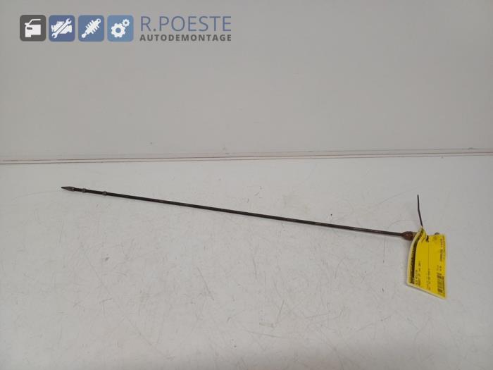 Gebrauchte Ölmessstab Peugeot 207 SW (WE/WU) 1.6 16V Preis € 10,00 Margenregelung angeboten von Autodemontagebedrijf R. Poeste B.V.