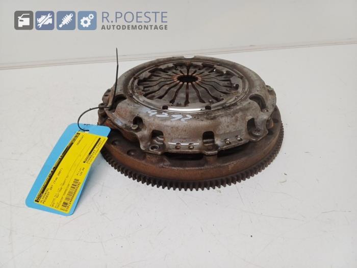 Used Flywheel Peugeot 207 CC (WB) 1.6 16V THP Price € 125,00 Margin scheme offered by Autodemontagebedrijf R. Poeste B.V.