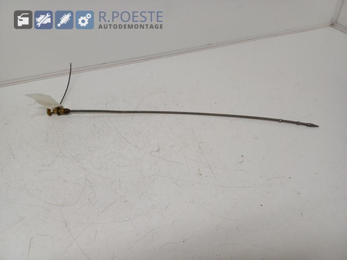 Gebrauchte Ölmessstab Peugeot 207 CC (WB) 1.6 16V THP Preis € 10,00 Margenregelung angeboten von Autodemontagebedrijf R. Poeste B.V.