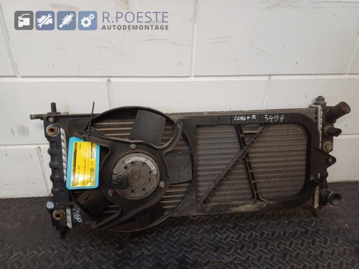 Gebrauchte Kühler Opel Corsa B (73/78/79) 1.2i 16V Preis € 20,00 Margenregelung angeboten von Autodemontagebedrijf R. Poeste B.V.