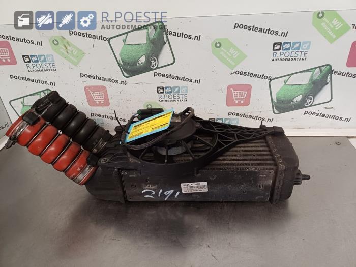 Usados Intercooler Peugeot 207/207+ (WA/WC/WM) 1.6 16V GT THP Precio € 50,00 Norma de margen ofrecido por Autodemontagebedrijf R. Poeste B.V.