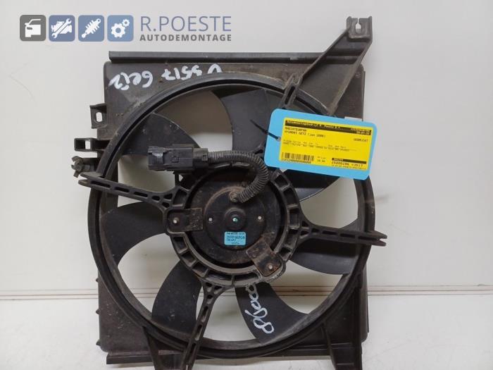 Gebrauchte Kühlerventilator Hyundai Getz 1.1i 12V Preis € 20,00 Margenregelung angeboten von Autodemontagebedrijf R. Poeste B.V.