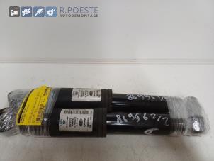 Begagnade Stötfångarset Fiat 500C (312) 1.0 Hybrid Pris € 40,00 Marginaltabell erbjuds av Autodemontagebedrijf R. Poeste B.V.