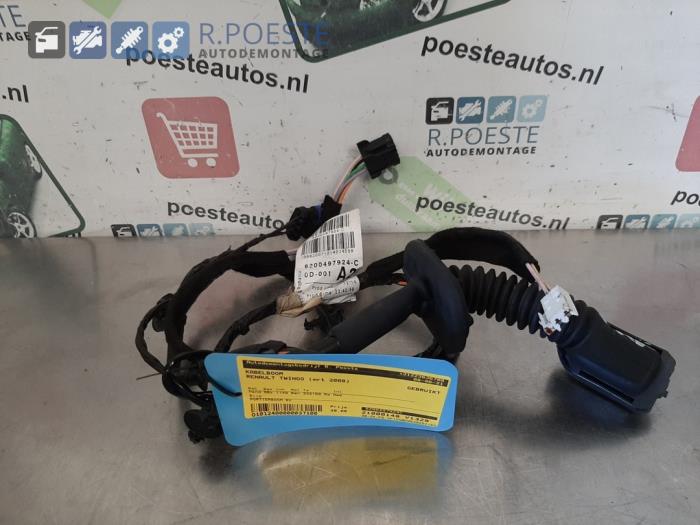 Begagnade Kablage Renault Twingo II (CN) 1.2 Pris € 30,00 Marginaltabell erbjuds av Autodemontagebedrijf R. Poeste B.V.