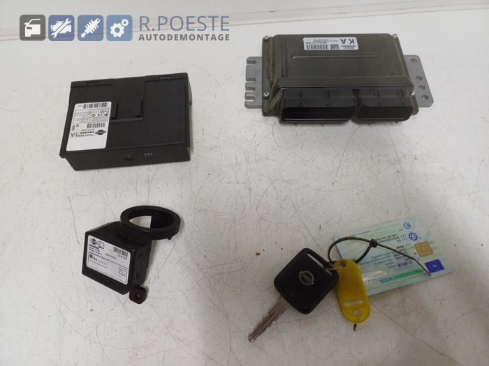 Used Engine management computer Nissan Almera Tino (V10M) 1.8 16V Price € 130,00 Margin scheme offered by Autodemontagebedrijf R. Poeste B.V.