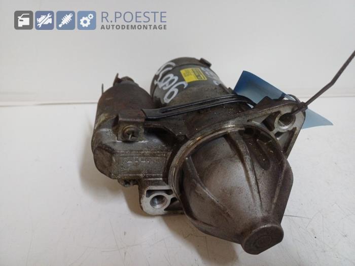 Gebrauchte Anlasser Kia Sorento I (JC) 3.5 V6 24V Preis € 20,00 Margenregelung angeboten von Autodemontagebedrijf R. Poeste B.V.