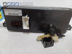 Värmekontrollpanel från en Chevrolet Captiva (C100) 2.4 16V 4x2 2008