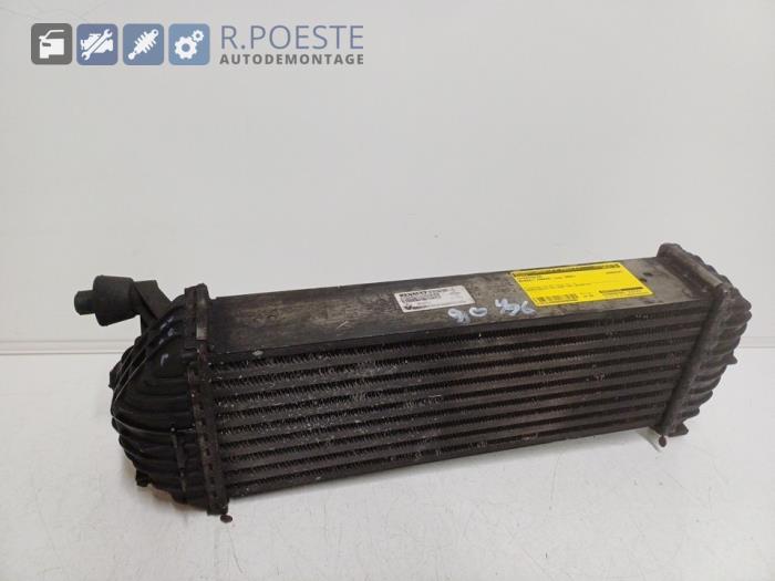 Usados Intercooler Renault Kangoo Express (FW) 1.5 dCi 85 Precio € 30,00 Norma de margen ofrecido por Autodemontagebedrijf R. Poeste B.V.