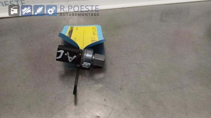 Begagnade Trycksensor, luftkonditionering Citroen C3 (SC) 1.6 HDi 92 Pris € 20,00 Marginaltabell erbjuds av Autodemontagebedrijf R. Poeste B.V.